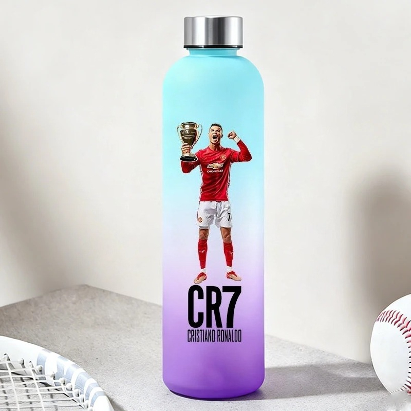 900ML CR7 Water Bottles Casual - Tech Accessories 评论和价格