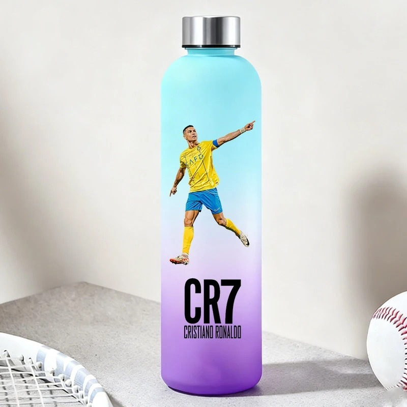 900ML CR7 Water Bottles Casual - Tech Accessories 评论和价格